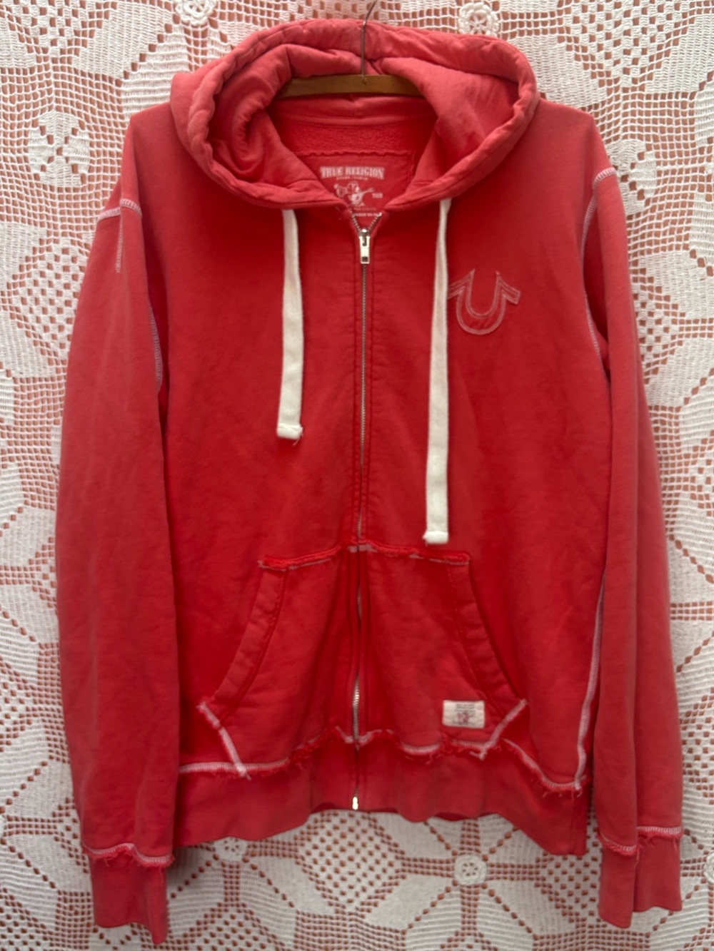 True Religion Red Full-Zip Hoodie Horseshoe Logo Los Angeles California